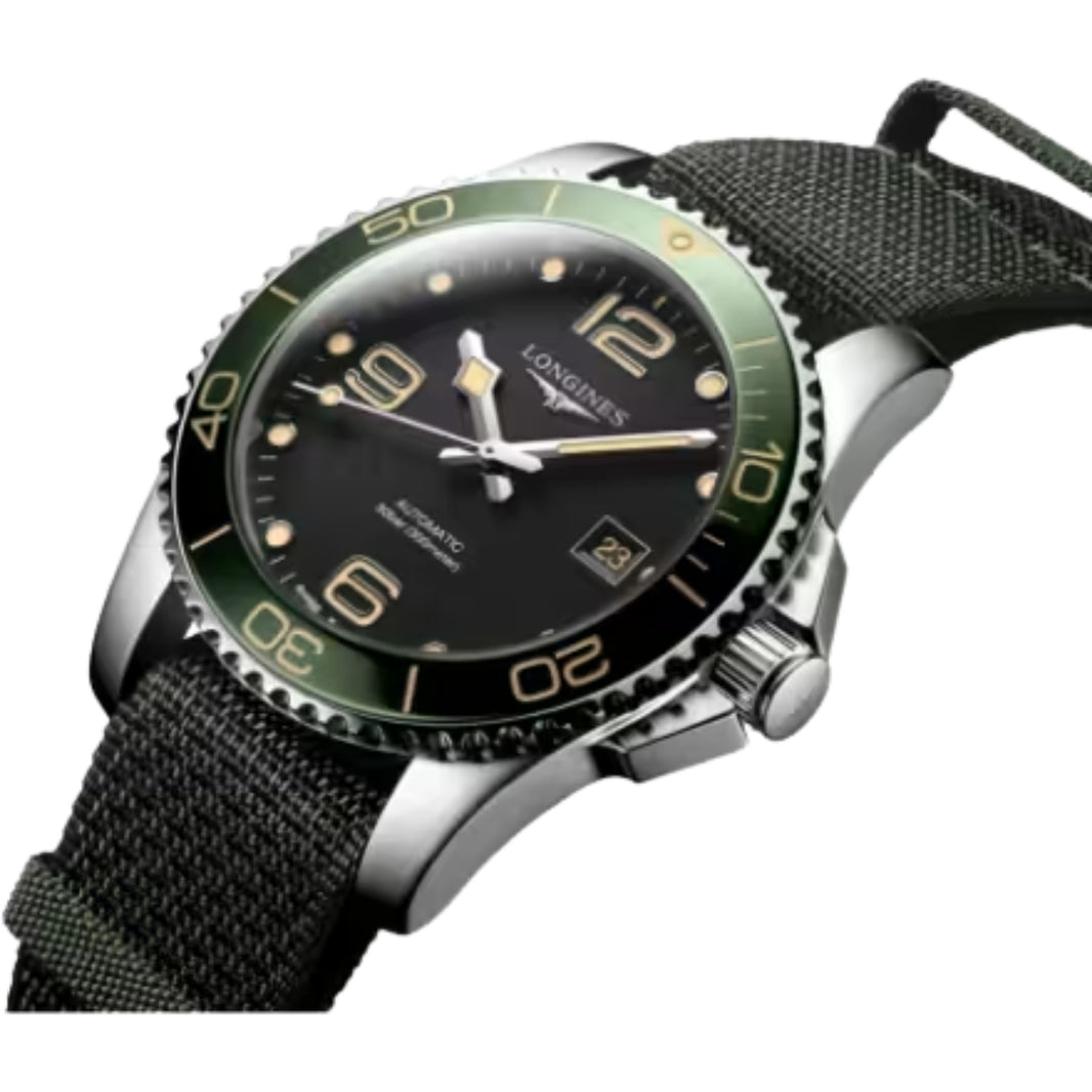LONGINES Black Men Watch L37814052